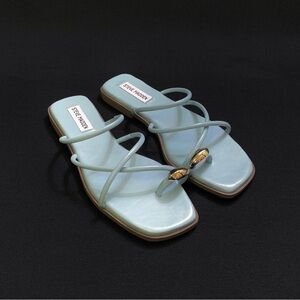 STEVE MADDEN Adriell Strappy Slide Sandal w/ Gold Toe Ring Accent 8 US Blue